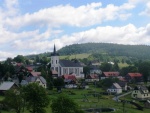 Pohled na Pchovice a tpnku v pozad