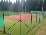 Tenisov hit s umlm povrchem Harrachov - Tennis court with lights  Harrachov (foto 1)