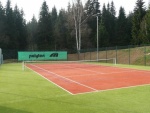 Tenisov hit s umlm ovtlenm Harrachov - Tennis court with lights  Harrachov (foto 4)